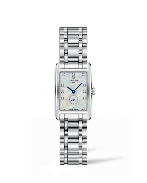 Longines puts the Longines DolceVita collection in the spotlight during a Garden Party 